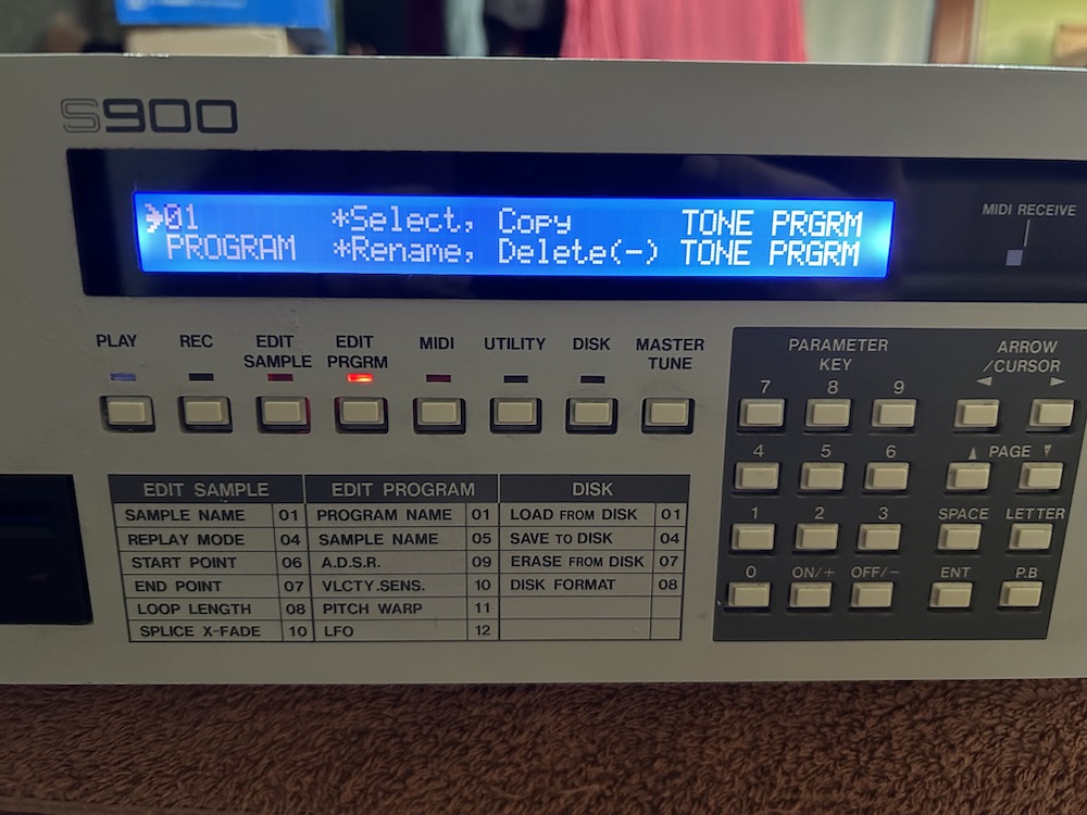 AKAI S900 SCREEN 12