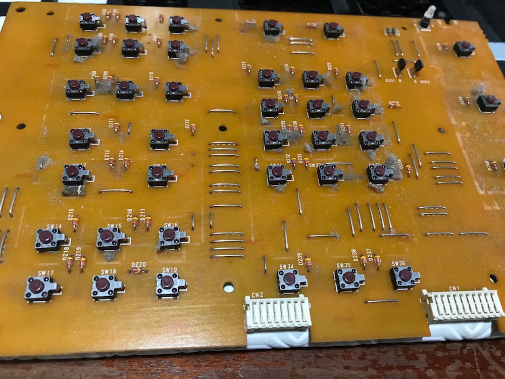 R8 10